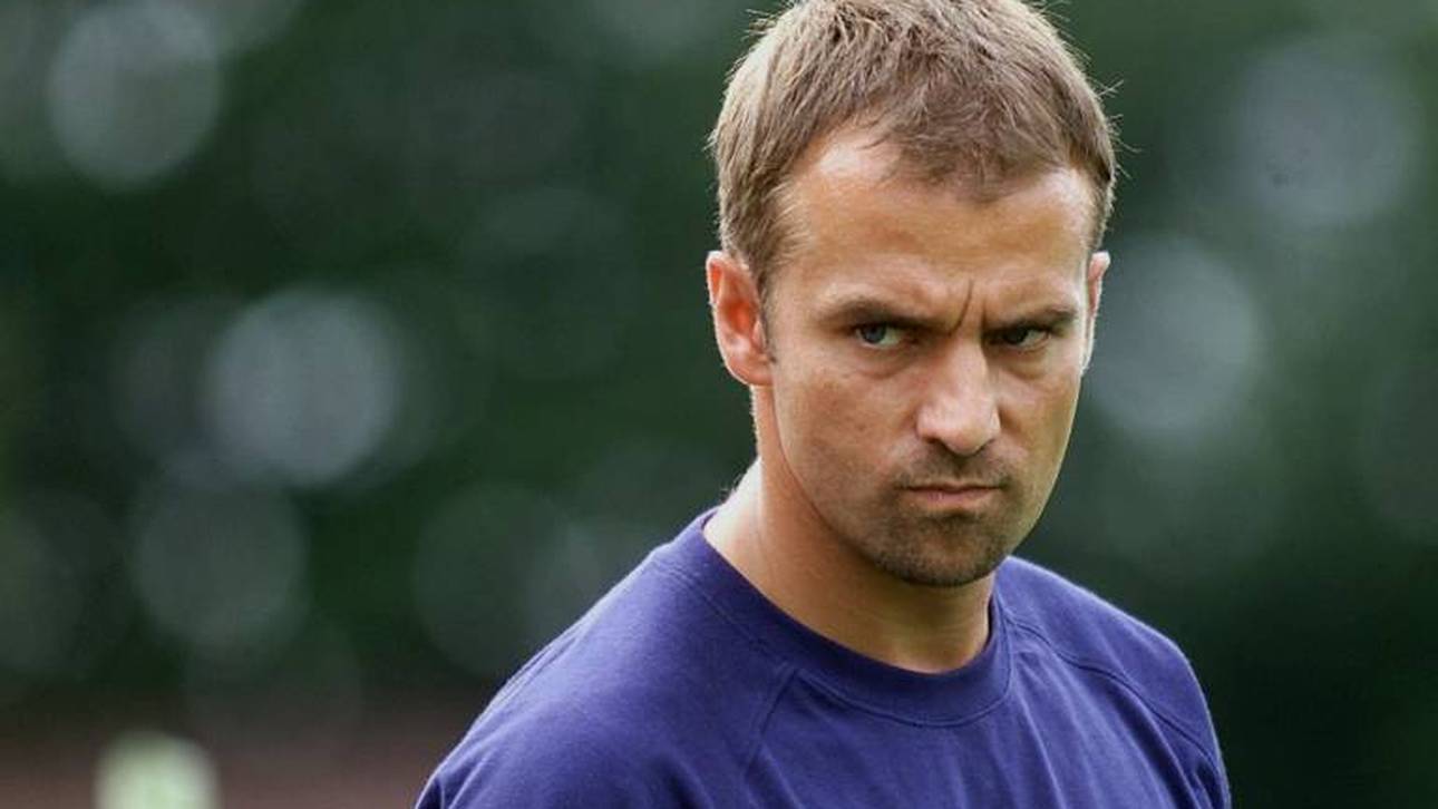 Der junge Hansi Flick 2000 als Trainer bei Hoffenheim