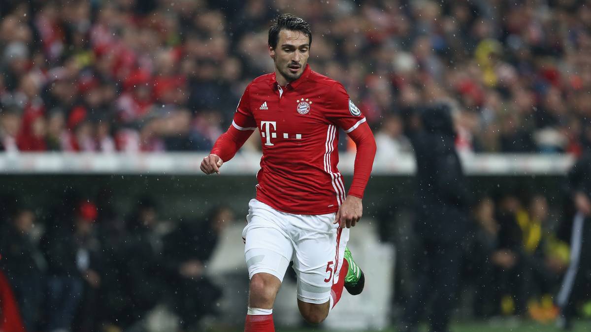 9. MATS HUMMELS: Würde man nur die Facebook-Follower zählen, wäre Hummels weiter vorne zu finden. So reicht es mit einer Gesamtfollowerzahl von 7,2 Millionen "nur" zu Rang neun. Instagram: 1,5 Mio. – Twitter: 1,6 Mio. – Facebook: 4,1 Mio.