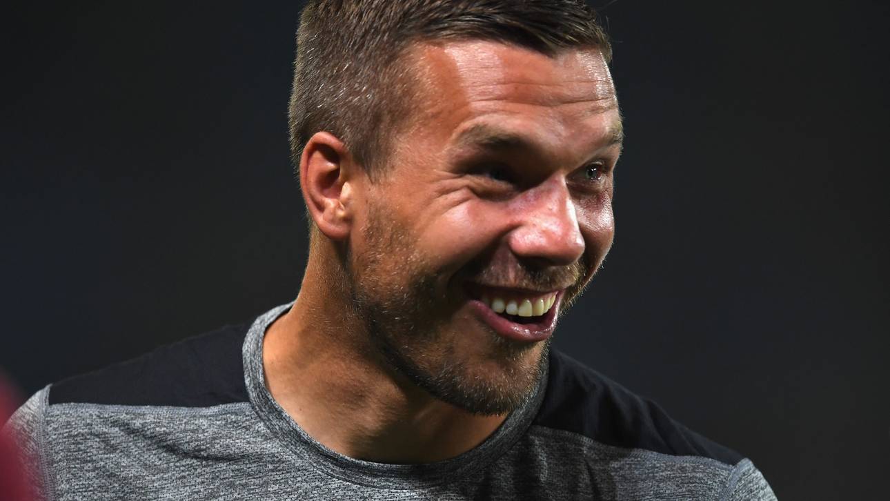 Kurioses Geschenk für Podolski