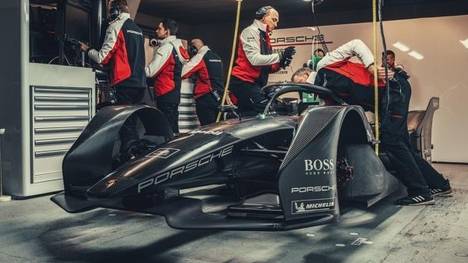 Porsche hat die ersten Testkilometer mit dem neuen Formel-E-Antrieb absolviert