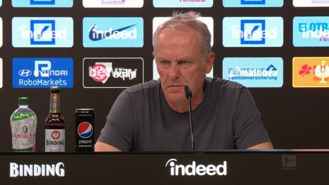 Noah Atubolu ist für den SC Freiburg in der bisherigen Saison noch nicht der erhoffte Rückhalt. Trainer Christian Streich äußert sich nun zu der anhaltenden Kritik gegenüber dem Keeper. 