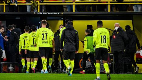 SPORT1-Chefreporter Patrick Berger erklärt der Runde im STAHLWERK Doppelpass, wie schlecht die Stimmung derzeit beim BVB wirklich ist. 