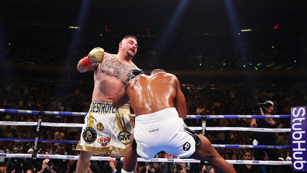 In dem US-Amerikaner mit mexikanischen Wurzeln wurde dadurch aber der Kampfgeist geweckt. Er verpasste Joshua einige harte Schlägen und schlug den London-Olympiasieger mit einer knallharten Linken nieder