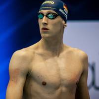 Europameister Lukas Märtens schrammt zum Auftakt der deutschen Schwimm-Meisterschaften nur knapp am Weltrekord vorbei.