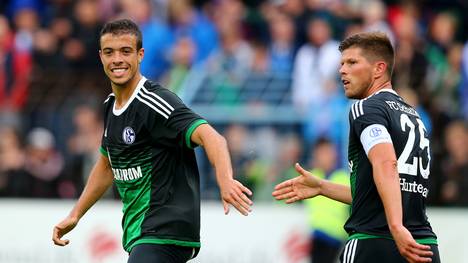 Franco Di Santo und Klaas Jan Huntelaar vom FC Schalke 04