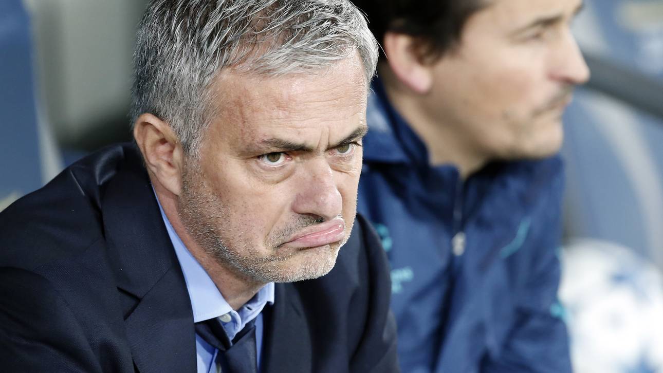 Mourinho tritt gegen Chelsea nach