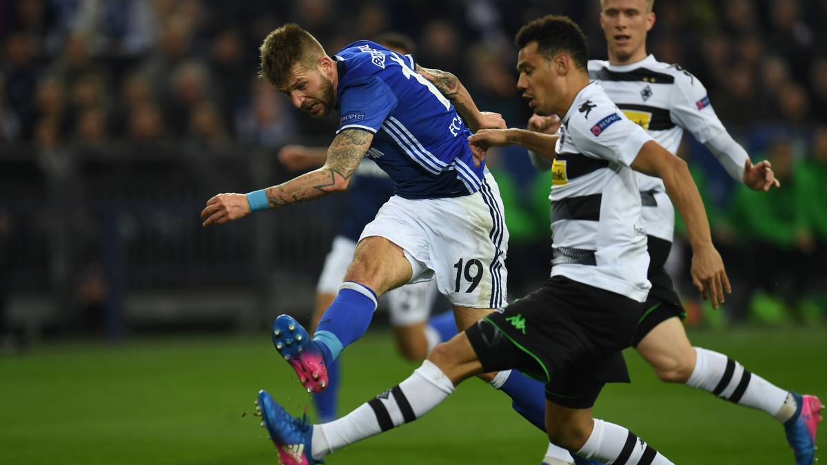 Guido Burgstaller bewahrt Schalke 04 mit seinem Tor zum 1:1 im Achtelfinal-Hinspiel der UEFA Europa League gegen Borussia Mönchengladbach vor einer Niederlage. Zwei Spieler bekommen noch bessere Noten als Burgstaller und Gladbachs Torschütze Jonas Hofmann. Beide Teams in der SPORT1-Einzelkritik