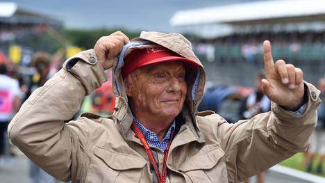 Niki Lauda steht mit Mercedes und Lewis Hamilton vor dem Gewinn der Weltmeisterschaft