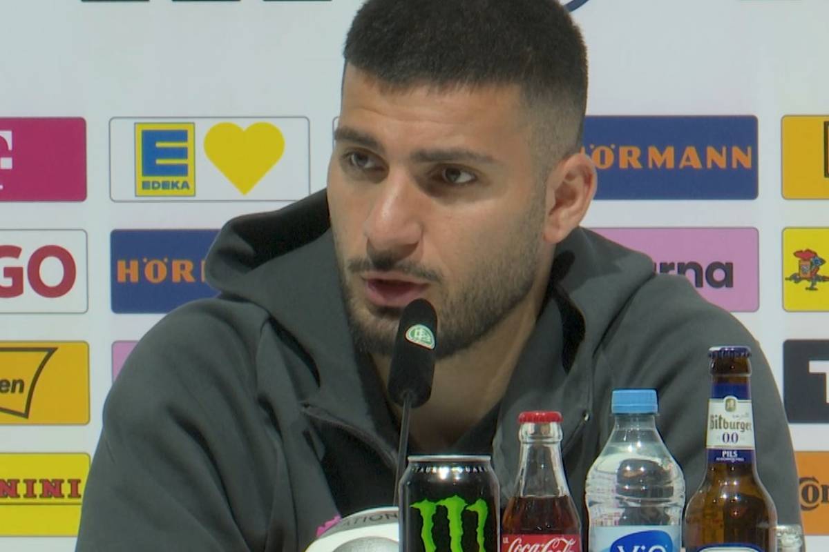 Deniz Undav hat beim VfB Stuttgart eine abwechslungsreiche Saison hinter sich, musste dabei auch Kritik einstecken. Der DFB-Angreifer verrät, wie ihm Joshua Kimmich und Sandro Wagner geholfen haben.