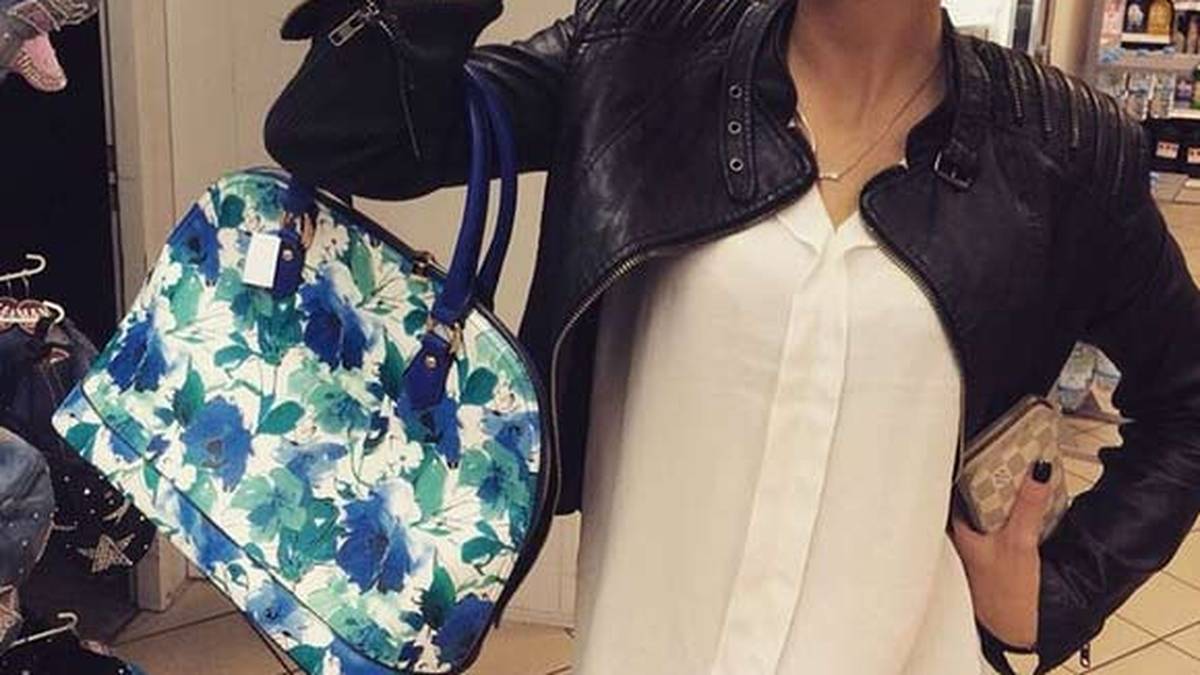 Die Nationalspielerin kennt sich mit Klubwechseln aus. Auch sie verlässt 2015 ihren Klub Schweriner SC und schließt sich dem SC Potsdam an