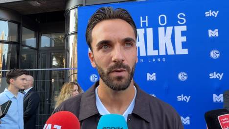 Kenan Karaman droht den Bundesliga-Auftakt in Augsburg zu verpassen. Bei der Premiere von "Mythos Schalke" gibt der Kapitän der Knappen ein Update zu seinem Verletzungszustand. 