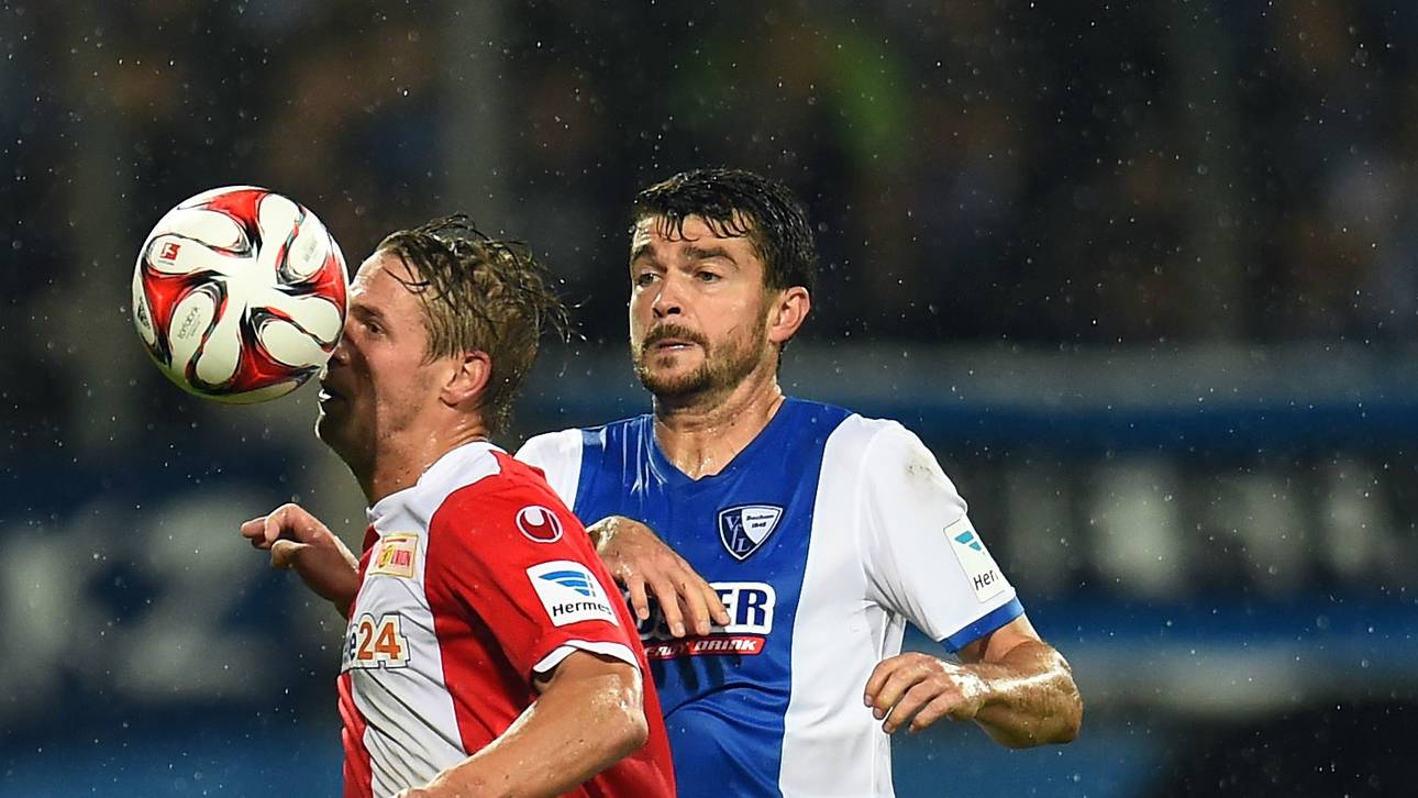 Bochum verlängert mit Simunek