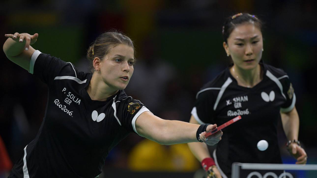 Tischtennis-Frauen im Halbfinale
