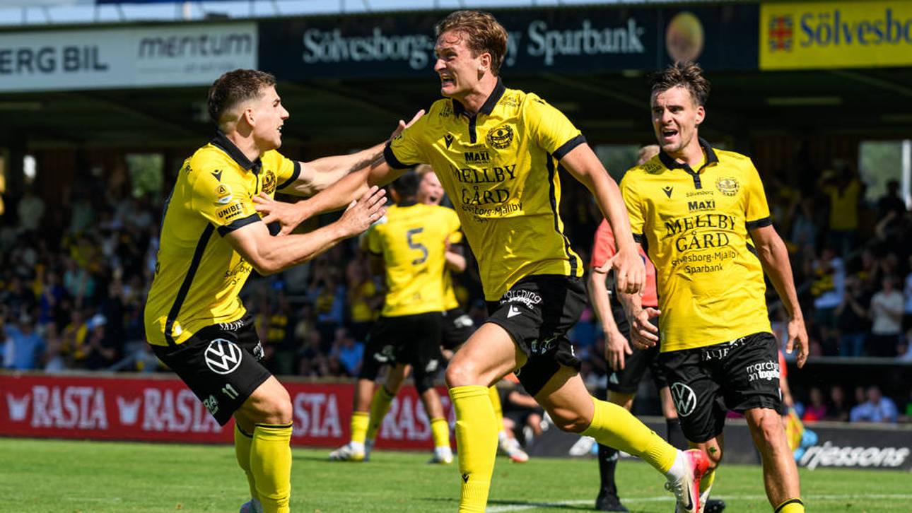 Die Fußballer von Mjällby führen derzeit die schwedische Liga an