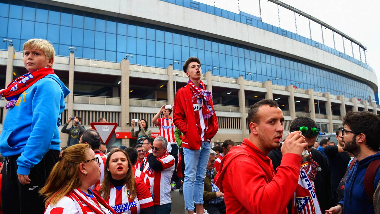 König sorgt für Verspätung und Ärger