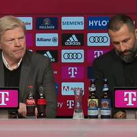 Einen Tag nach der Trennung von Julian Nagelsmann präsentiert der FC Bayern Thomas Tuchel als neuen Trainer. Zunächst sprechen Oliver Kahn und Hasan Salihamidzic über das Nagelsmann-Aus. SPORT1 begleitet die Pressekonferenz im LIVETICKER. 
