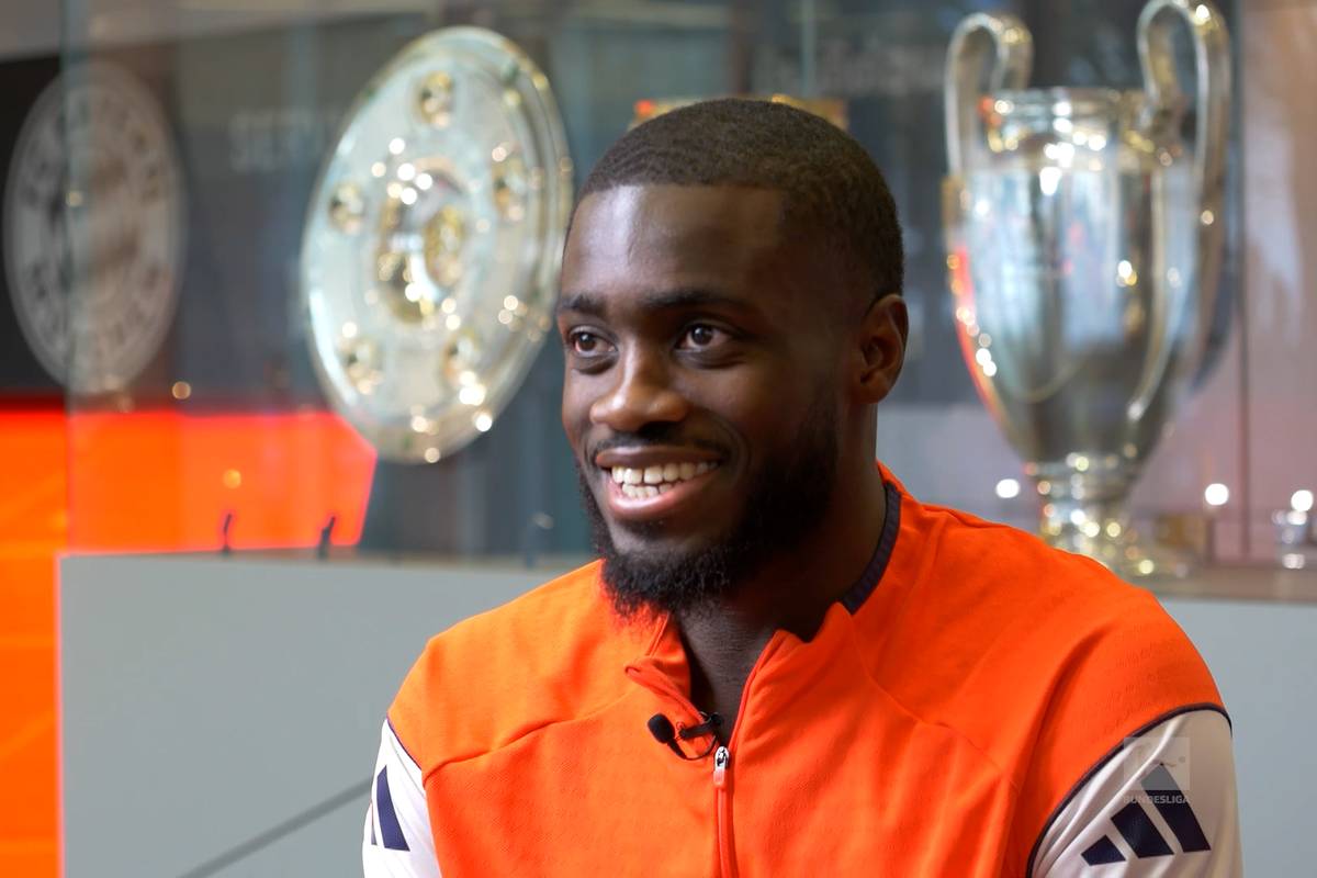 Sprachtalent Tah? Upamecano verrät Abwehr-Geheimnis