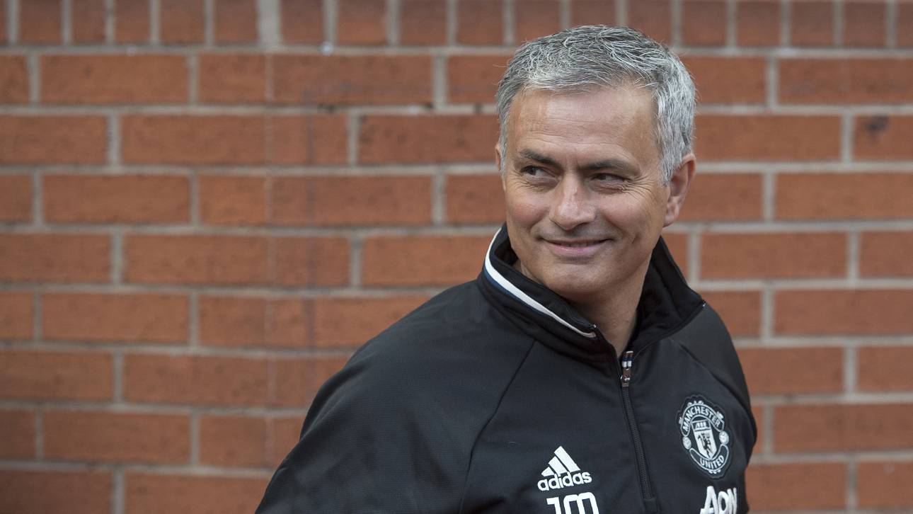 FBL-ENG-PR-MAN UTD-MOURINHO