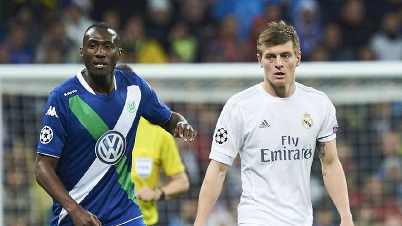 Josuha Guilavogui (l.) im Duell mit Toni Kroos