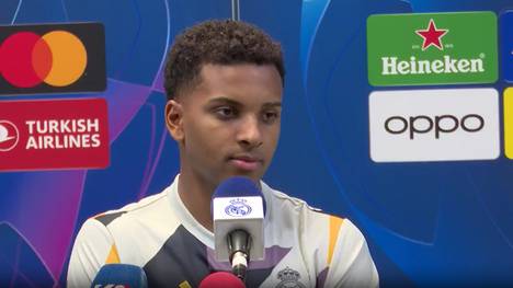 Jude Bellingham kann bei Real Madrid seine unglaubliche Form auch gegen Neapel fortsetzen. Mitspieler Rodrygo erklärt nach dem 4:2-Sieg, wie beeindruckt die Mannschaft vom englischen Nationalspieler ist.