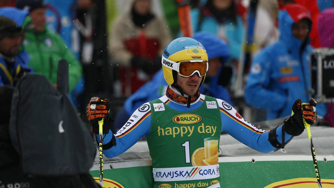 Neureuther rast am Podest vorbei