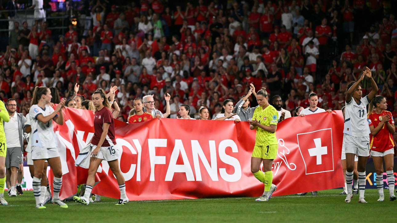 Ein EM-Aus mit erhobenem Haupt