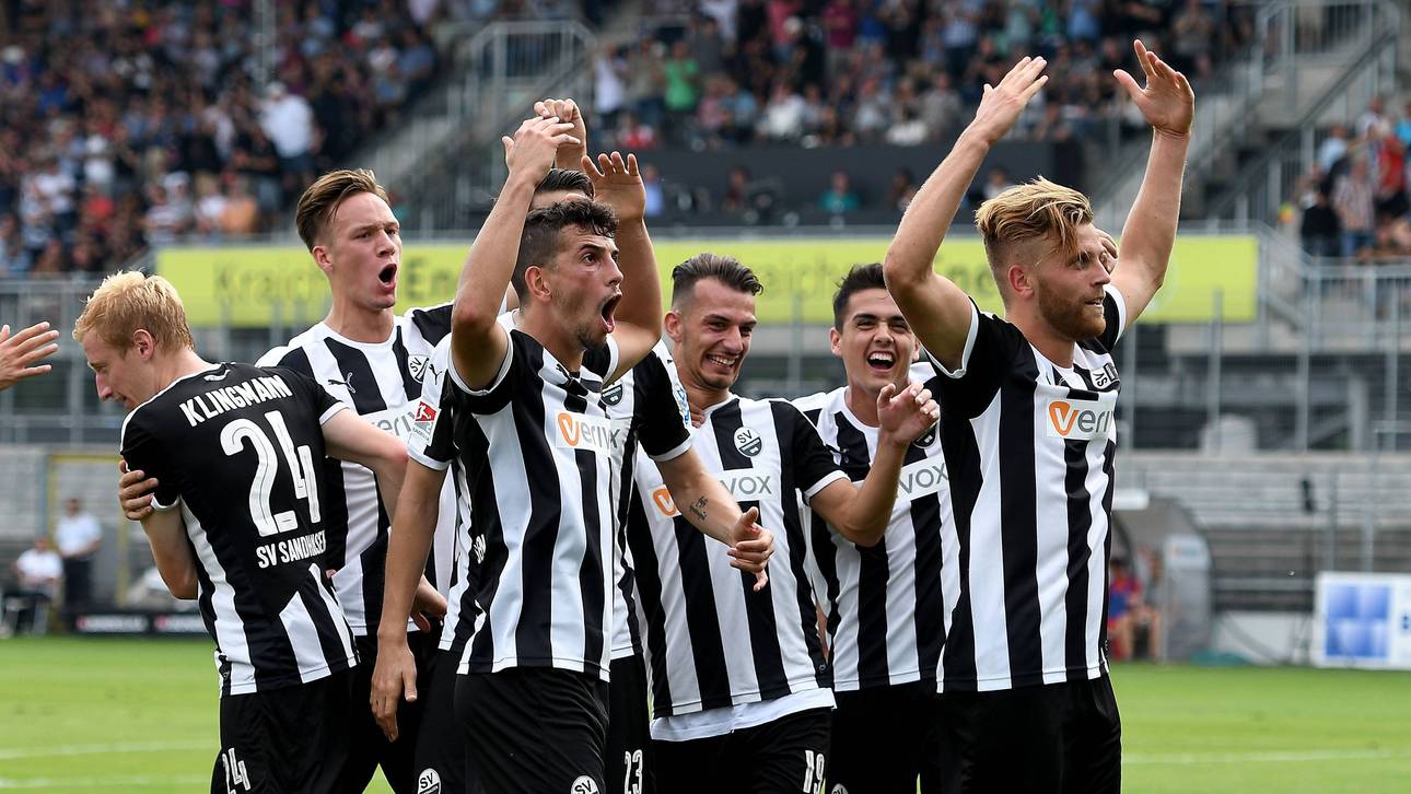 Sandhausen erobert Platz drei
