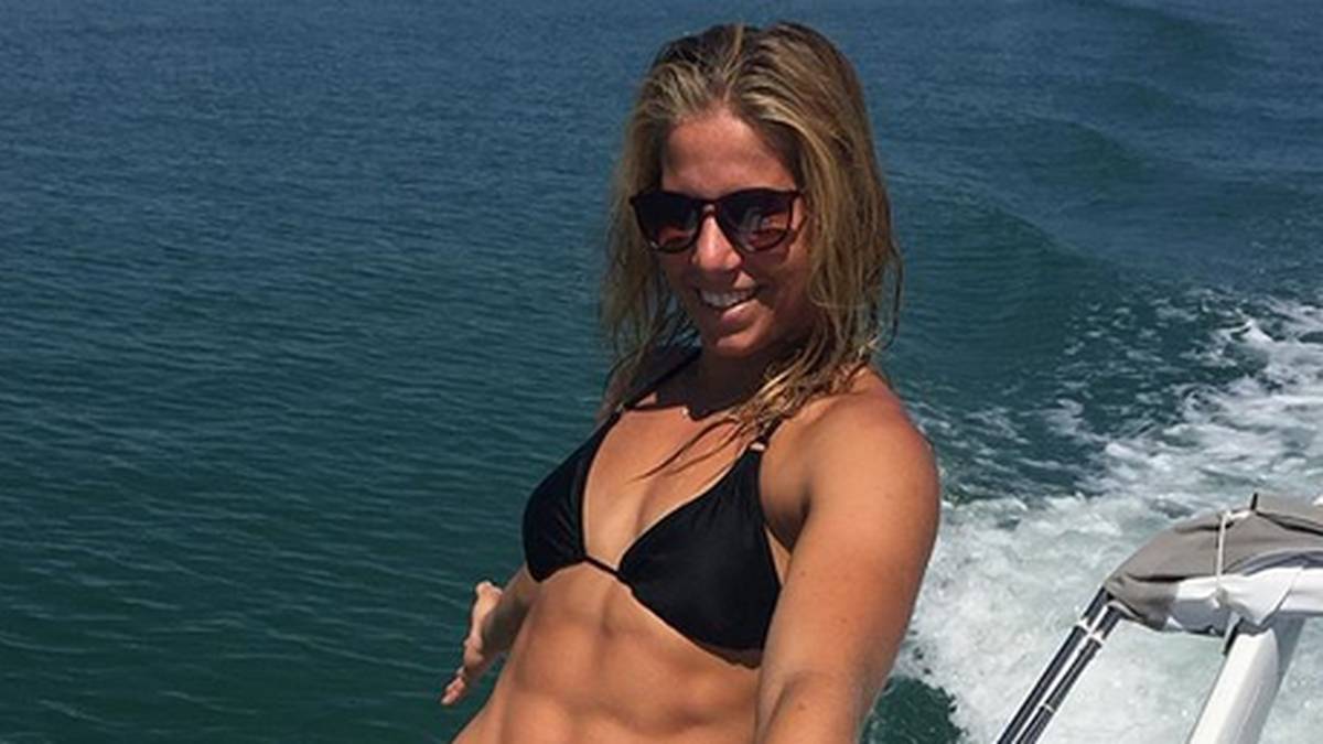 Doch wer ist die 22-jährige Tschechin, die sich sich ganz offensichtlich auf allen Brettern wohl fühlt?