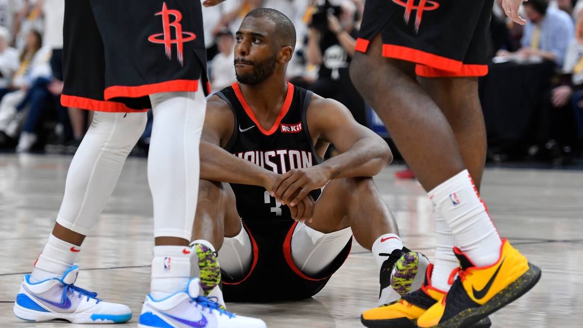 Jetzt reagierte General Manager Daryl Morey auf die Gerüchte. Paul habe keinen Trade gefordert, sagte Morey bei "ESPN Radio's Golic & Wingo". Der GM werde sich auch keine Trade-Vorschläge für Paul anhören