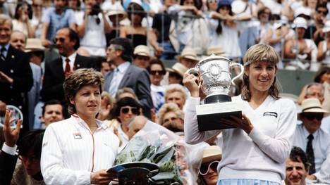 Mit sieben Siegen ist Chris Evert (r.) die alleinige Rekordhalterin bei den French Open 