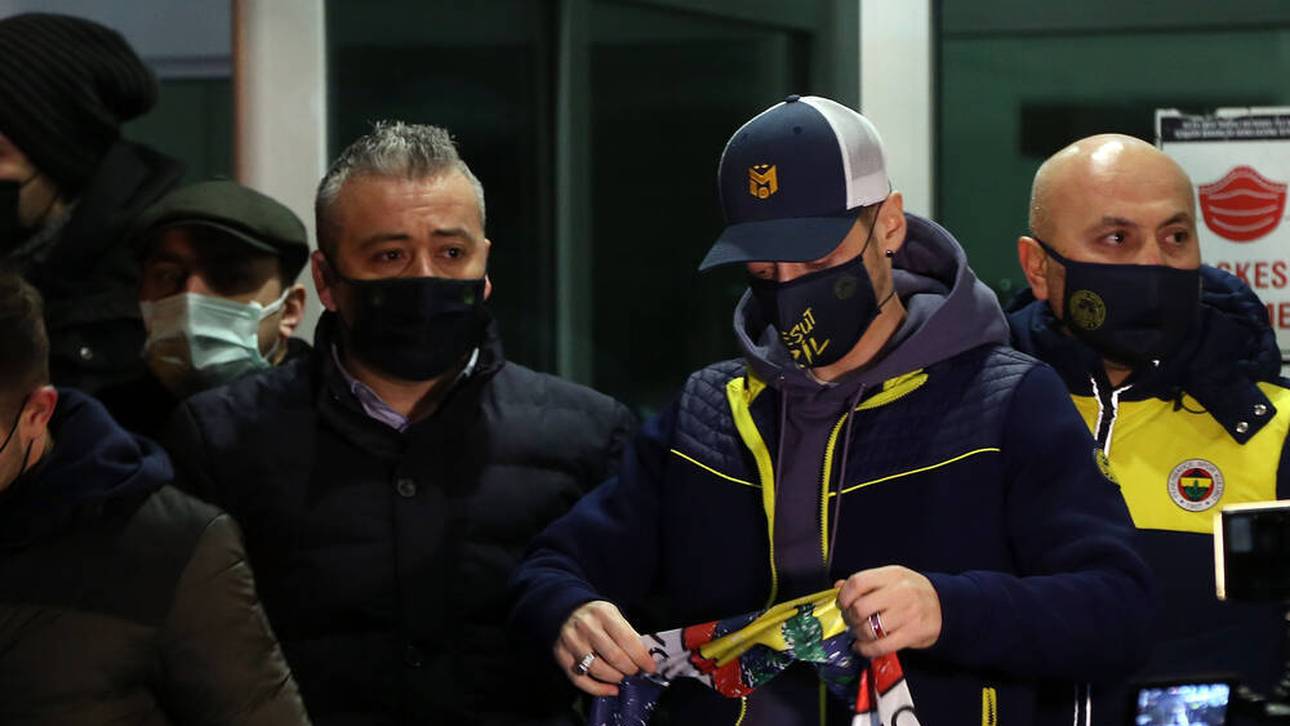 Maas scherzt über Özil-Wechsel