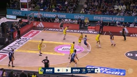 Die BBL-Highlights der Basketball-Partie ALBA BERLIN - ROSTOCK SEAWOLVES im Video.
