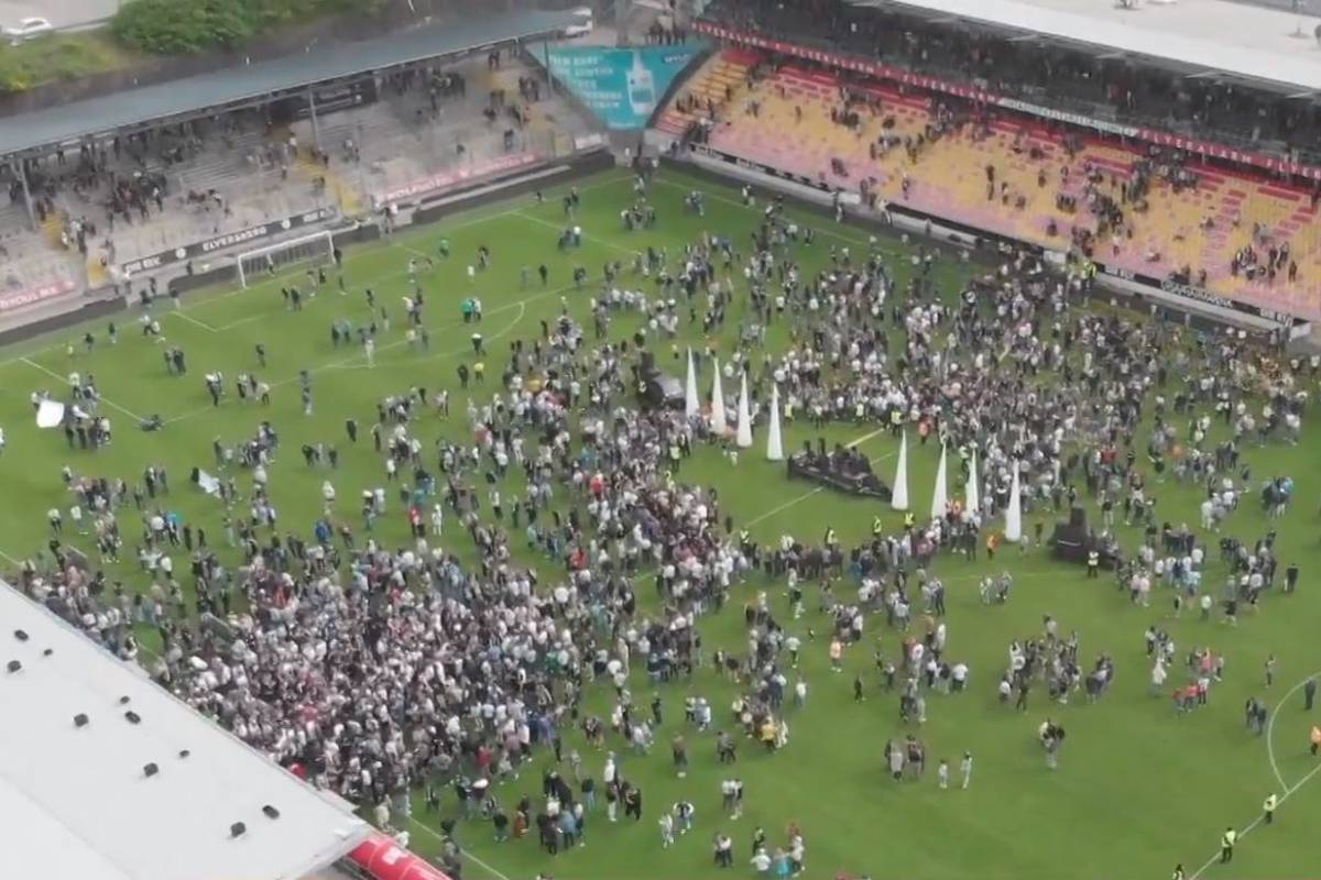 Durch ein 1:1 gegen den SV Wehen Wiesbaden steht SV Elversberg als erster Aufsteiger in die 2.Liga fest.