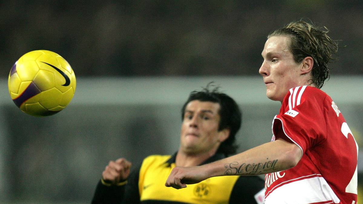 MARCELL JANSEN: Geht es nach Rudi Völler, hat der ehemalige Nationalspieler "den Fußball nie geliebt". Dennoch schafft er es 2008 von Borussia Mönchengladbach zum FC Bayern