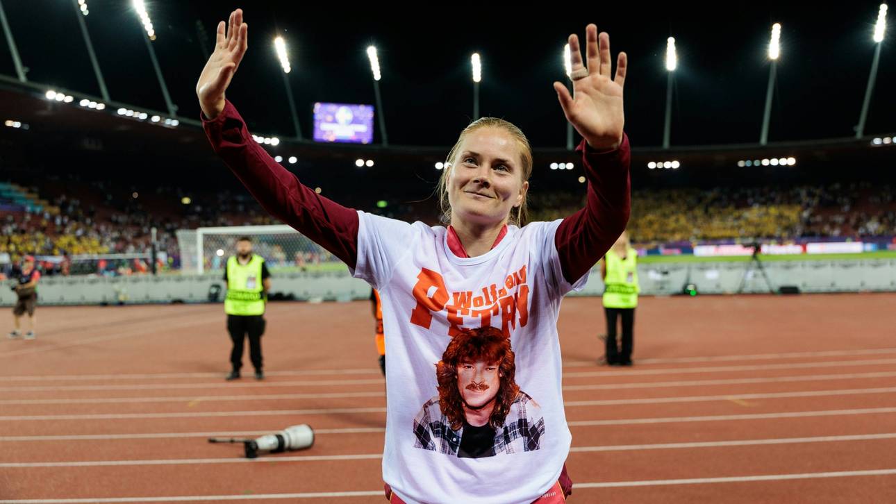 DFB-Frauen hoffen auf Petry-Support