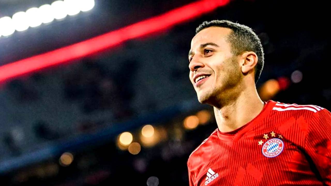 Transfermarkt: Thiago spricht über ein mögliches Karriereende beim FCB
