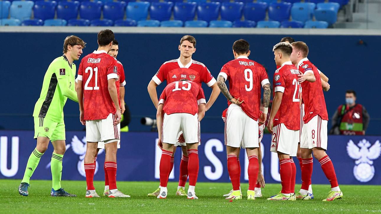 FIFA und UEFA schließen Russland aus