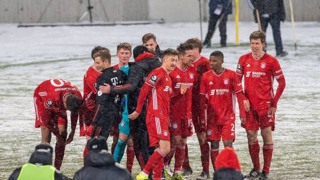 Bayern gewinnen Schneeballschlacht