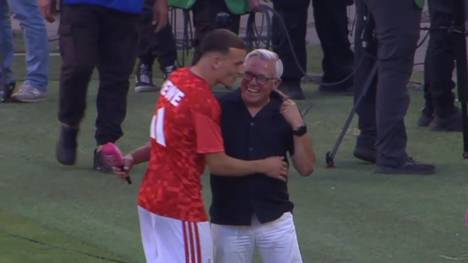 Olaf Janßen trainierte Said El Mala bei Viktoria Köln. Der langjährige Coach spricht bei MagentaTV über die Zukunft des "Effzeh"-Juwels und einen möglichen Transfer zu Borussia Dortmund.