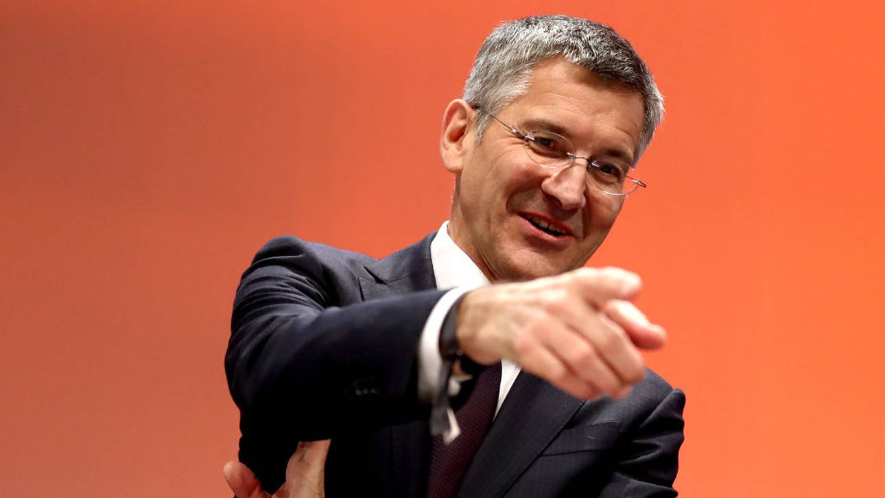 Bayern-Boss gibt Transfer-Prognose