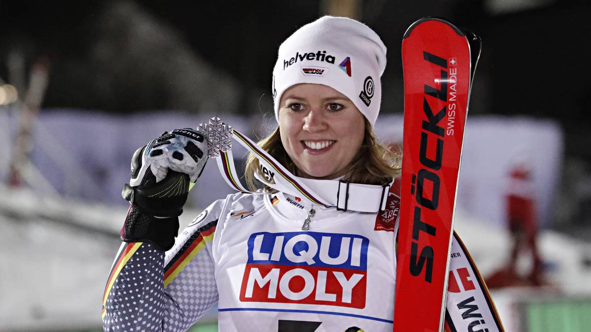 VIKTORIA REBENSBURG (Ski alpin): 820.000 Euro