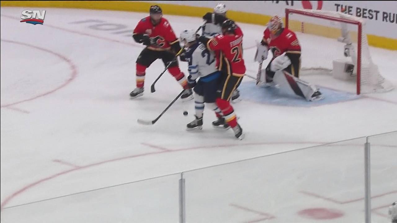 NHL: Die Winnipeg Jets gewinnen gegen die Calgary Flames mit 3:2