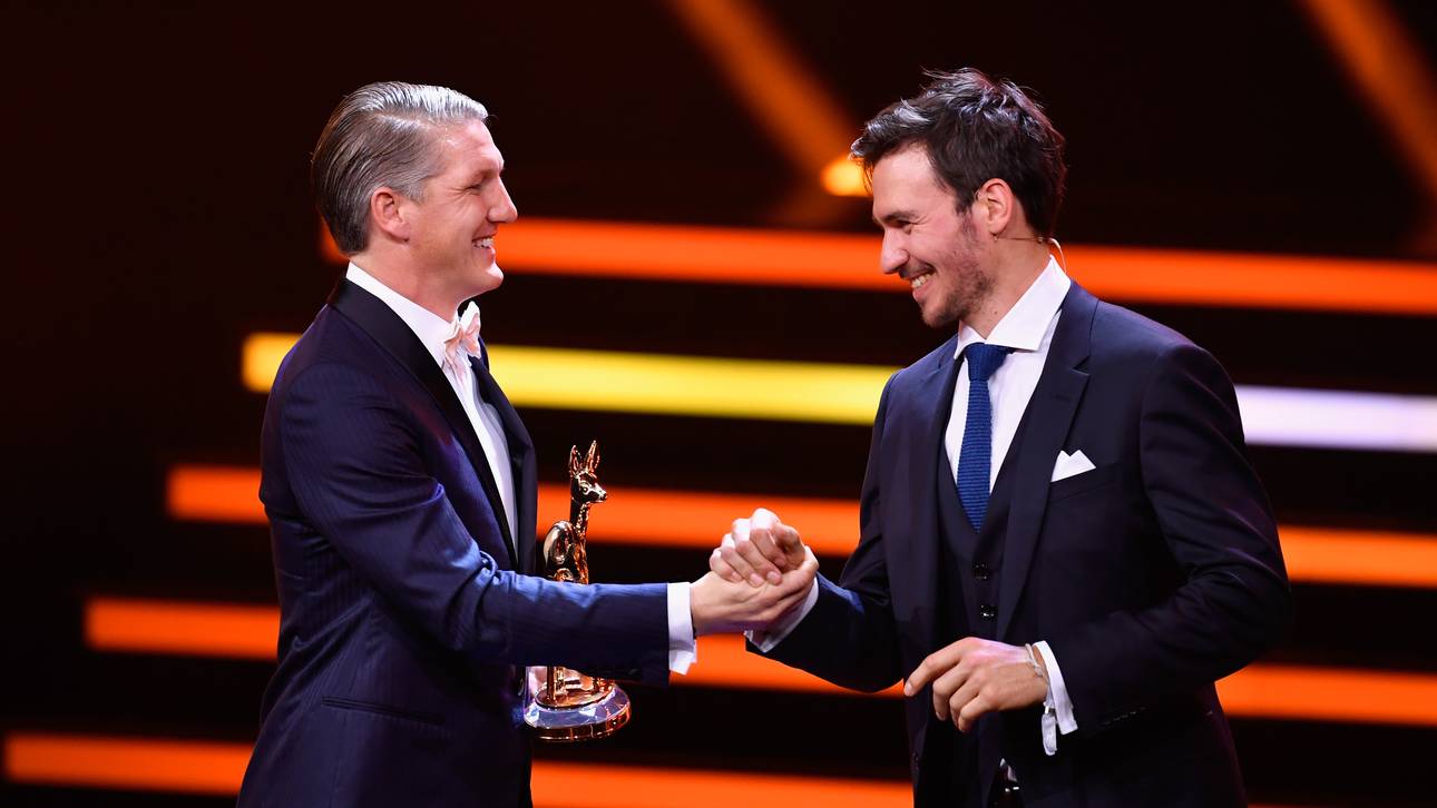 Schweinsteiger gratuliert Neureuther