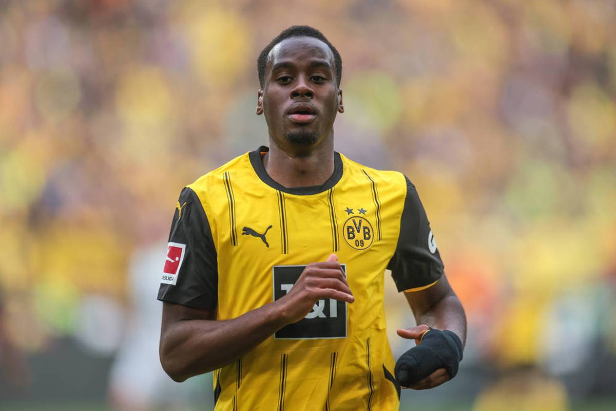 Gittens zu Bayern? BVB-Sportchef reagiert vielsagend