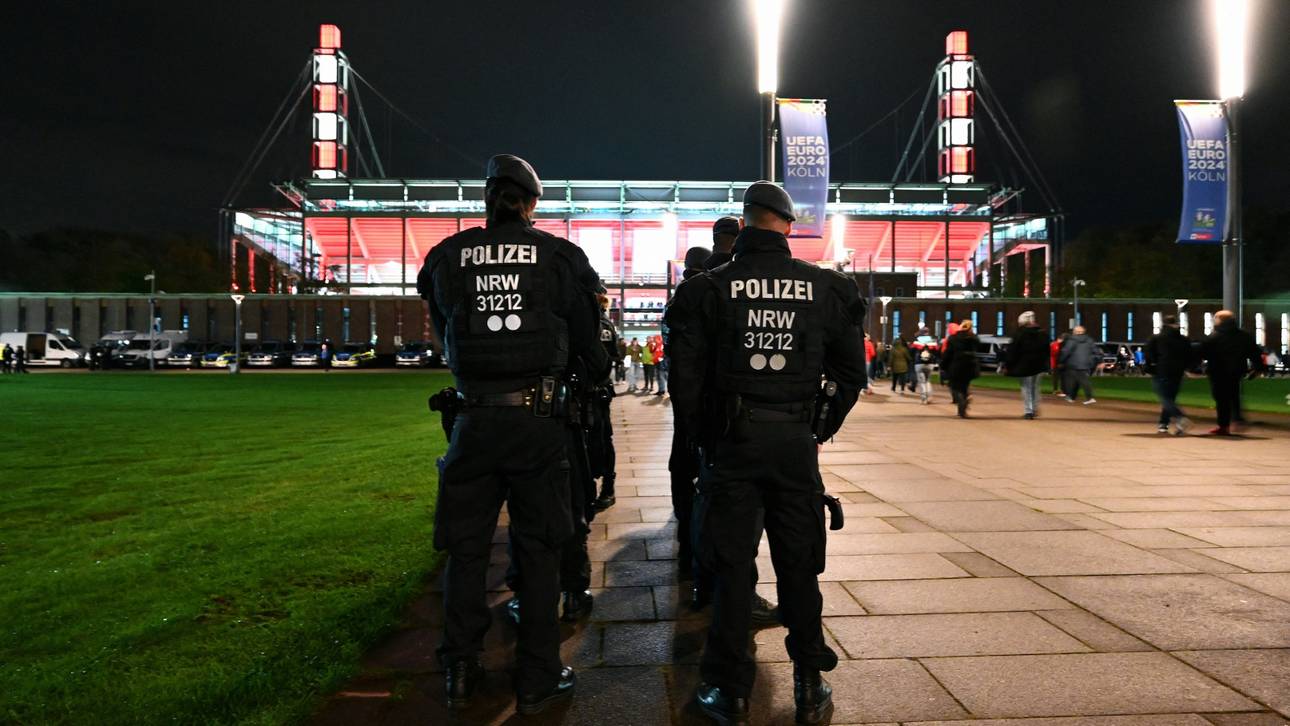 Ausschreitungen! Ordner schwer verletzt