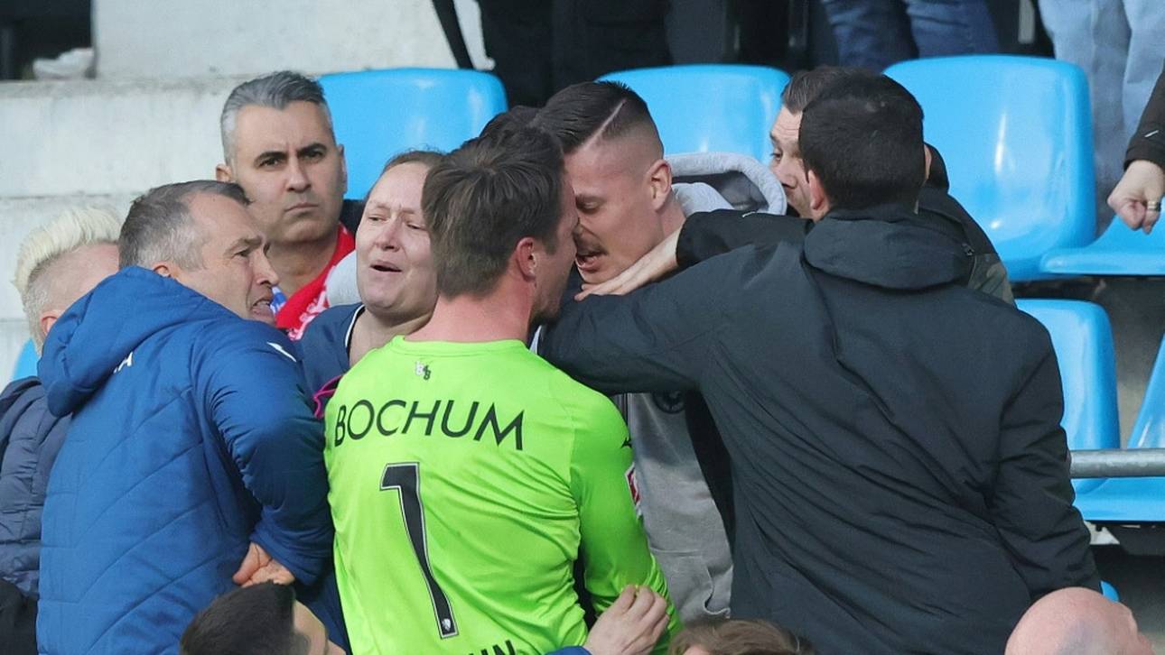 Bochums Torhüter Riemann gerät mit Fans aneinander