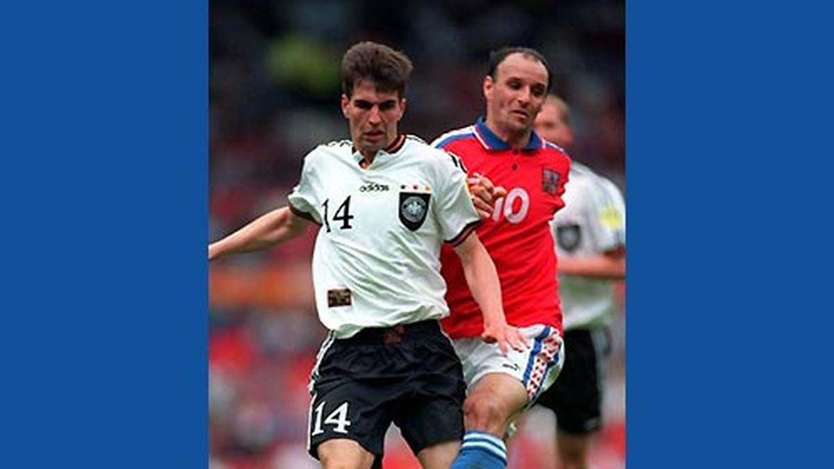 ... im Norden der spätere tschechische Nationalspieler Radek Drulak (r.) der Torschützenkönig