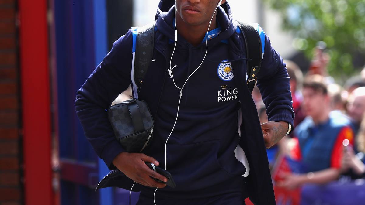 Drei Tore und sechs Vorlagen in 43 Pflichtspielen für Leicester sind schon eine Hausnummer kleiner. Entsprechend dürfte er aber günstiger sein: Ab 20 Millionen ließe Leicester wohl mit sich reden