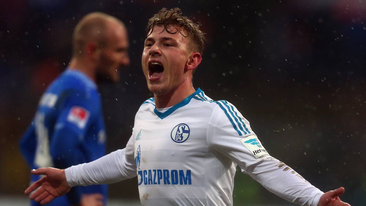 Schalke macht es zunächst besser: Max Meyer bringt die Königsblauen in Darmstadt kurz vor der Pause in Führung