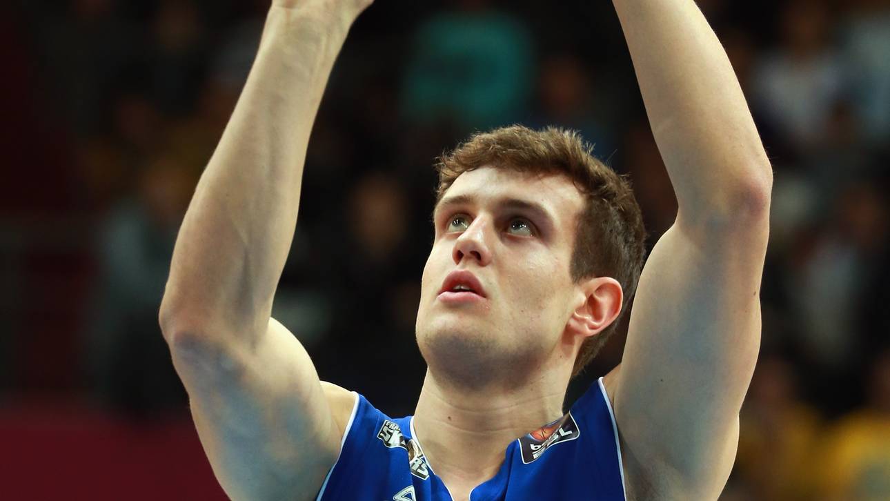 Richter verlängert in Frankfurt